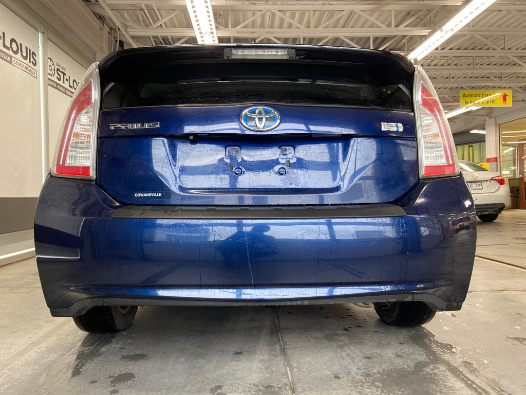 2013 Toyota Prius Base in Cowansville, Quebec - 7 - w1024h768px