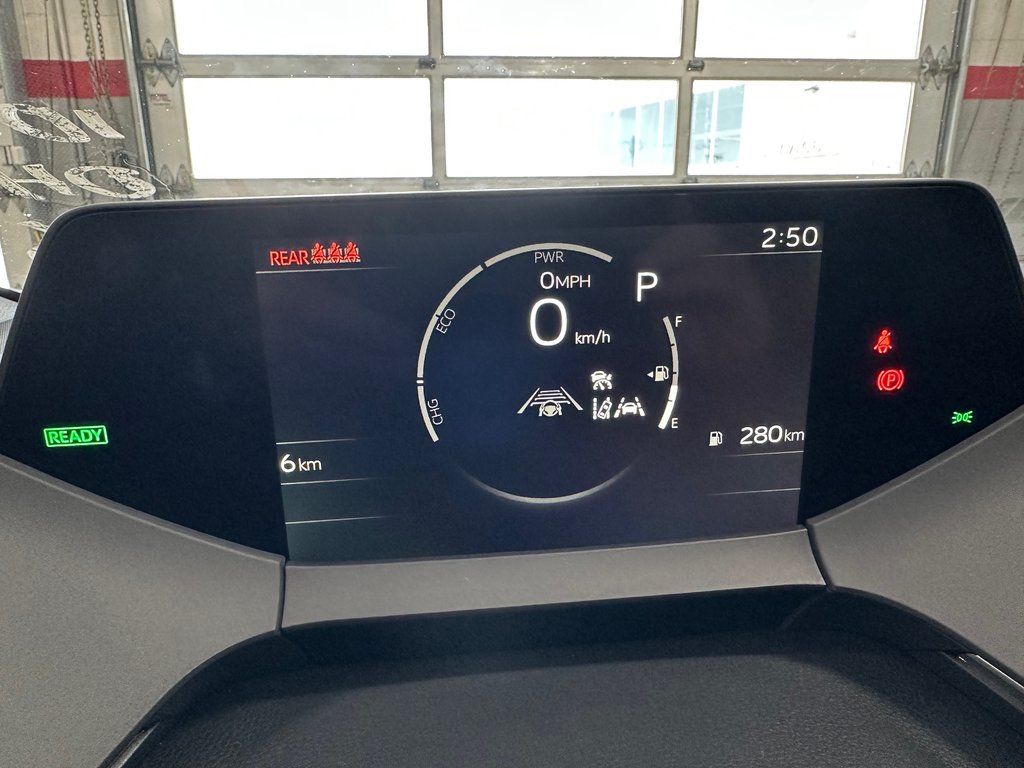 2024 Toyota Prius XLE in Cowansville, Quebec - 30 - w1024h768px