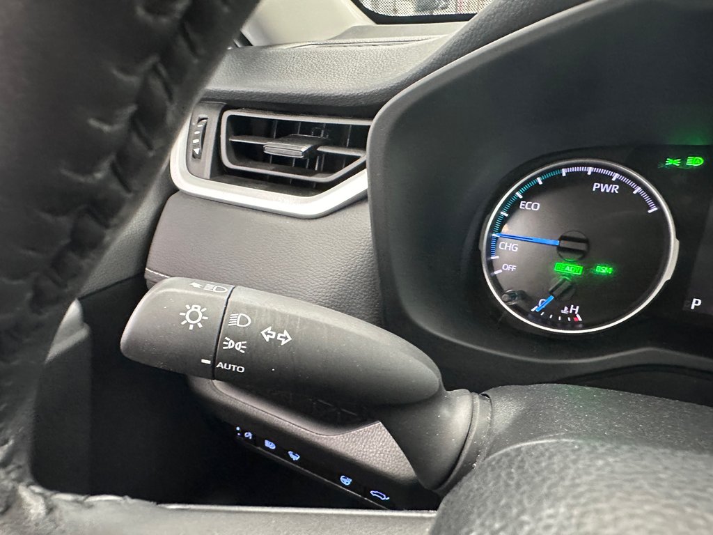 Toyota RAV4 Hybrid XLE - Toit - Mags - Hayon et siège électrque 2022 à Cowansville, Québec - 33 - w1024h768px