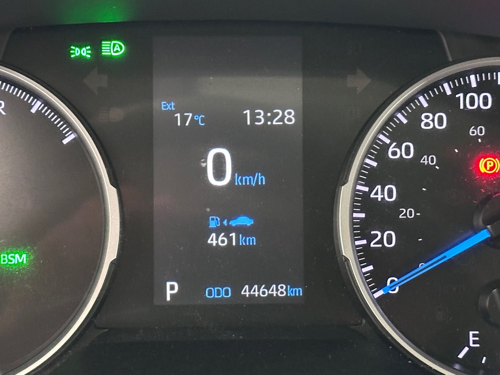 Toyota RAV4 Hybrid XLE - Toit - Mags - Hayon et siège électrque 2022 à Cowansville, Québec - 35 - w1024h768px