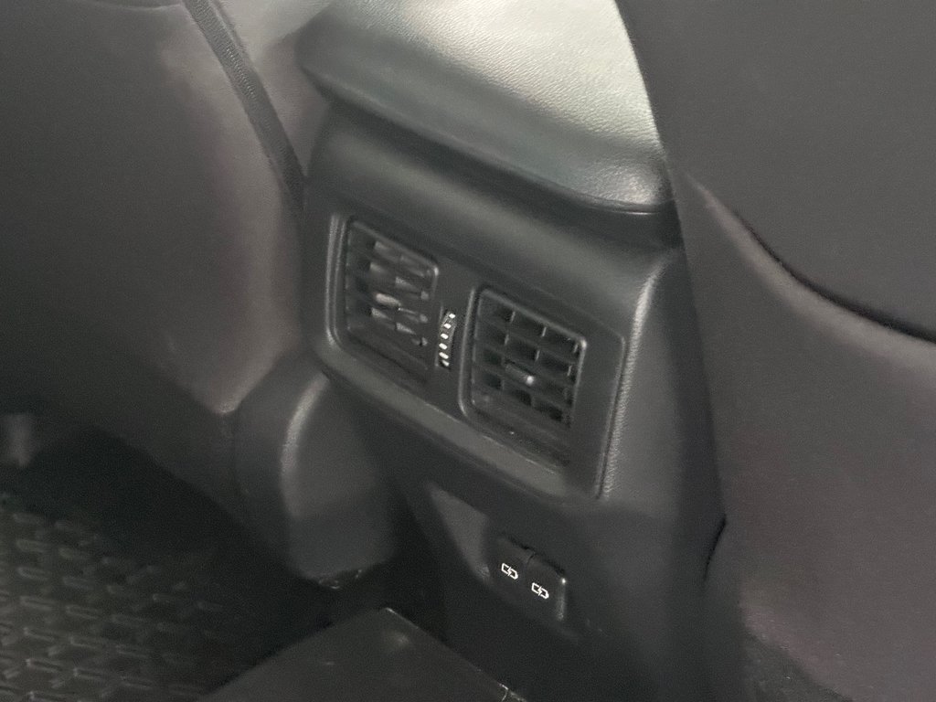 Toyota RAV4 Hybrid XLE - Toit - Mags - Hayon et siège électrque 2022 à Cowansville, Québec - 17 - w1024h768px