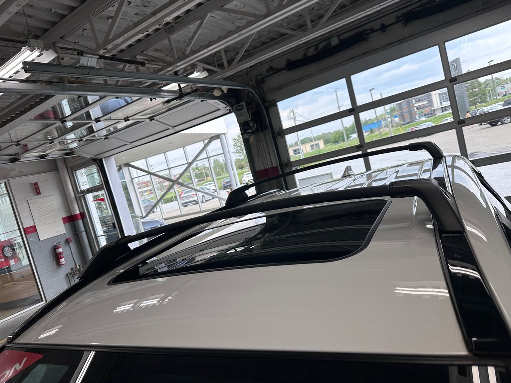 Toyota RAV4 Hybrid XLE - Toit - Mags - Hayon et siège électrque 2022 à Cowansville, Québec - 10 - w1024h768px