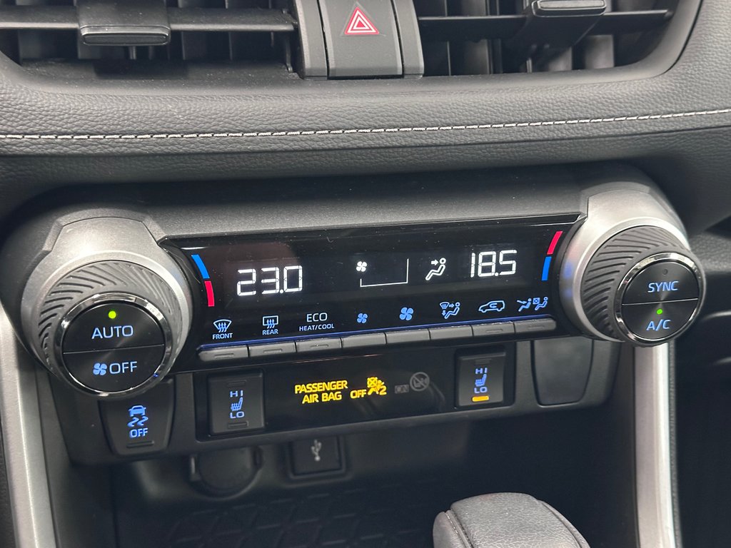 Toyota RAV4 Hybrid XLE - Toit - Mags - Hayon et siège électrque 2022 à Cowansville, Québec - 26 - w1024h768px