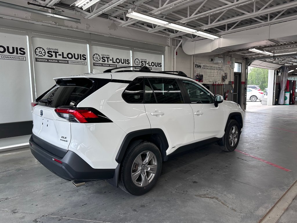 Toyota RAV4 Hybrid XLE - Toit - Mags - Hayon et siège électrque 2022 à Cowansville, Québec - 6 - w1024h768px