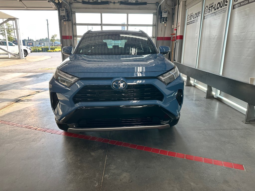 RAV4 Hybrid Hybrid SE Mag Toit Hayon électrique 2023 à Cowansville, Québec - 8 - w1024h768px