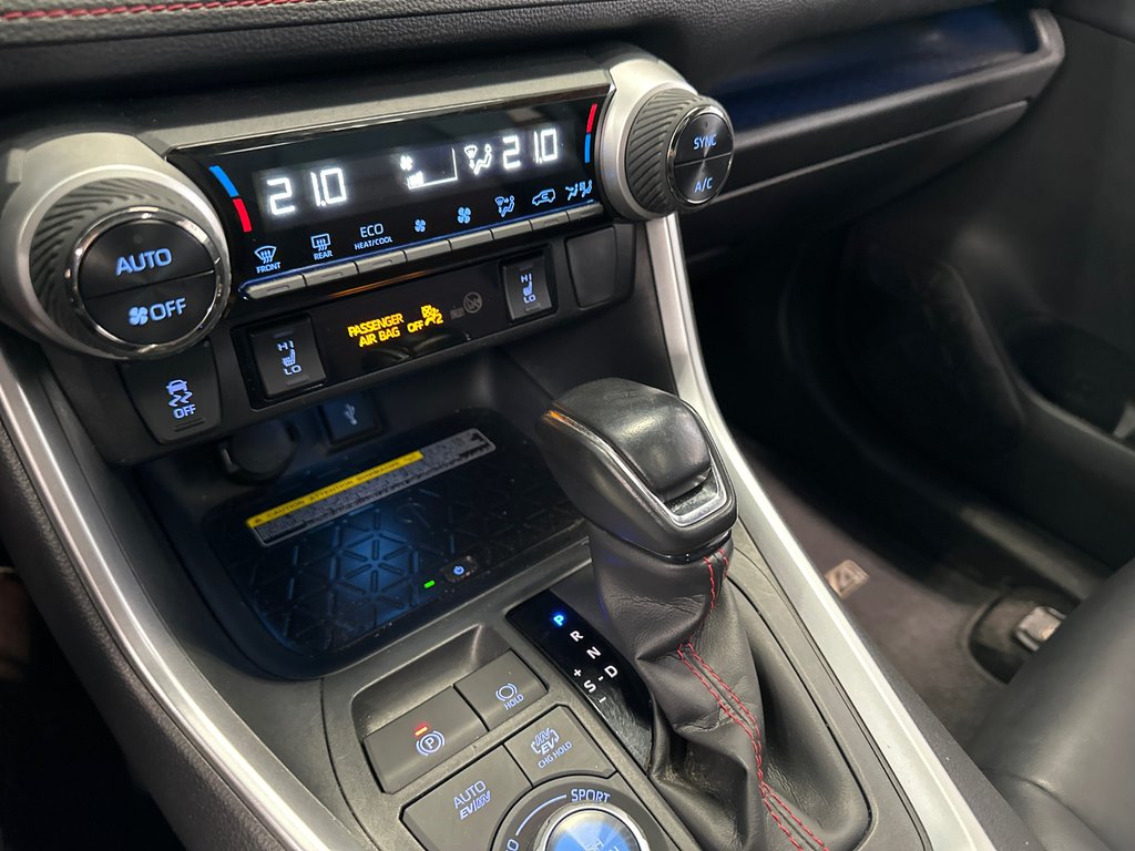 2021 Toyota RAV4 Prime XSE in Cowansville, Quebec - 33 - w1024h768px