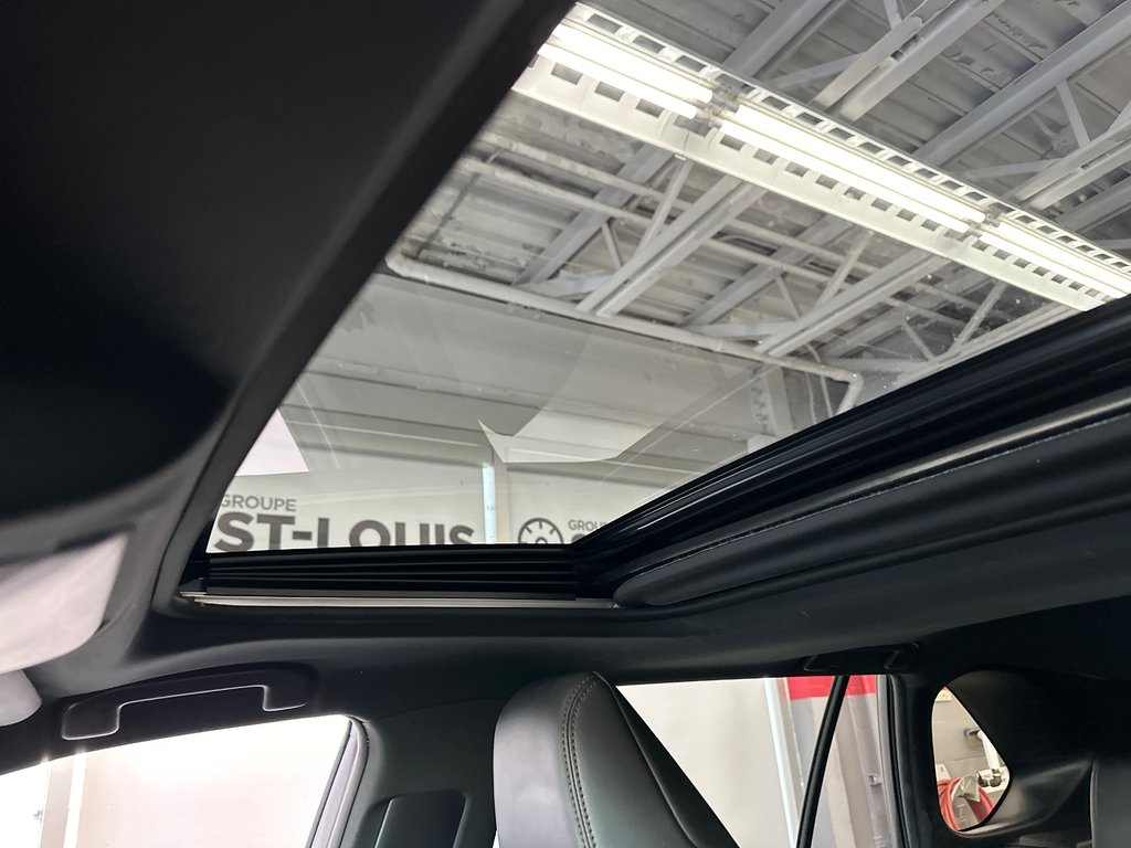 2021 Toyota RAV4 Prime XSE in Cowansville, Quebec - 31 - w1024h768px