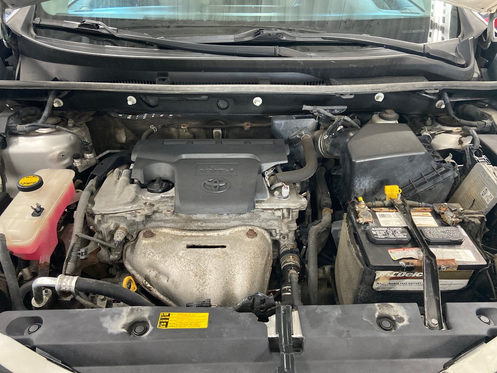 Toyota RAV4 LE TA 2014 à Cowansville, Québec - 20 - w1024h768px