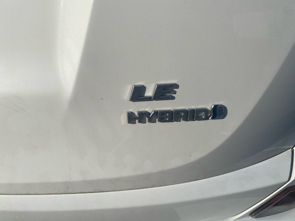 Toyota RAV4 LE+ 2018 à Cowansville, Québec - 3 - w1024h768px