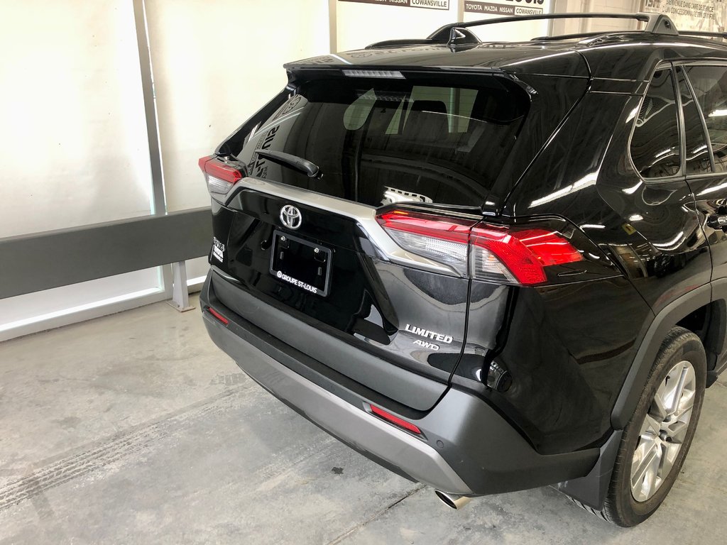 2019  RAV4 LIMITED AWD | CUIR | TOUT EQUIPE | in Cowansville, Quebec - 22 - w1024h768px