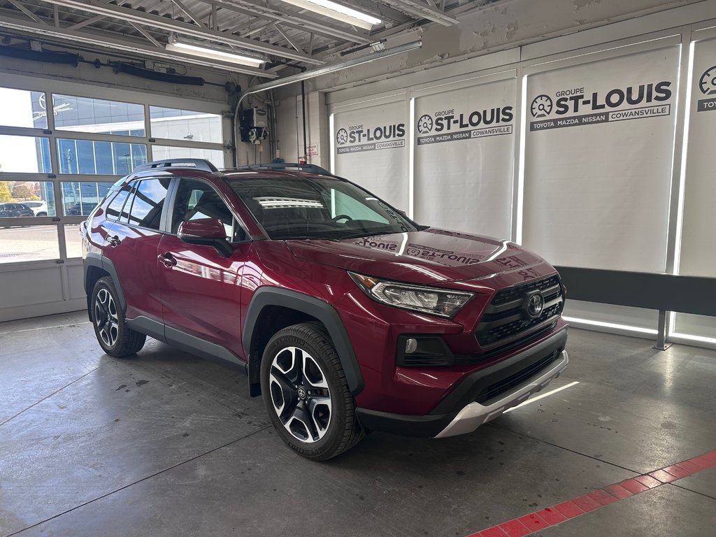 2019 Toyota RAV4 Trail AWD in Cowansville, Quebec - 9 - w1024h768px