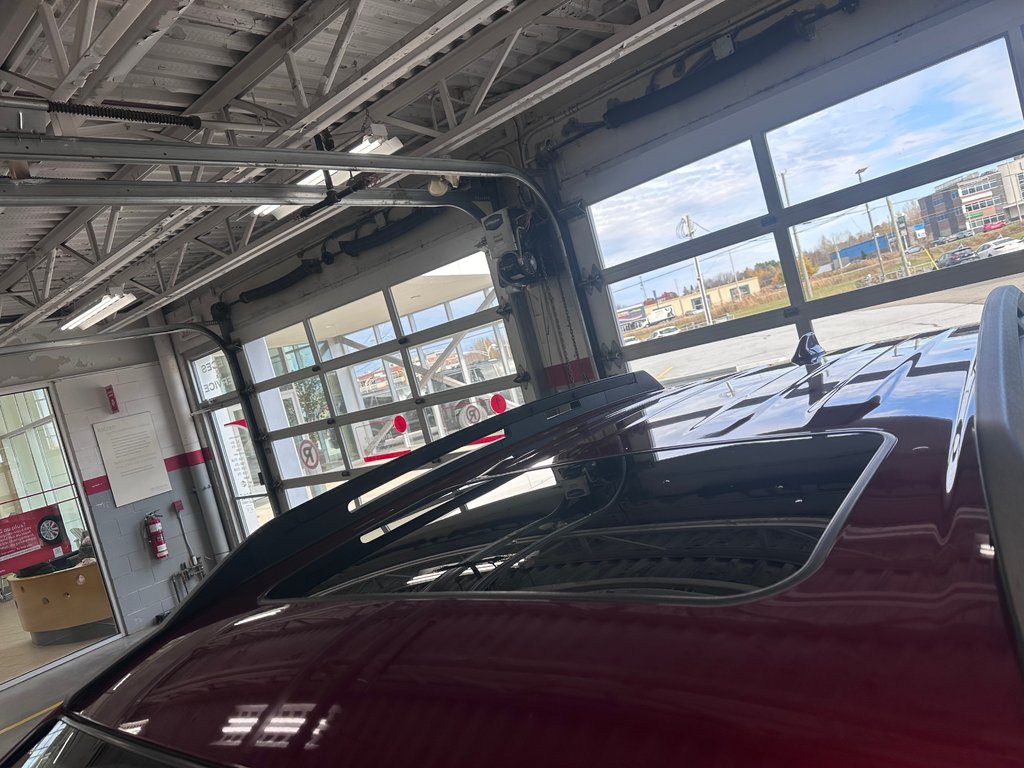 2019 Toyota RAV4 Trail AWD in Cowansville, Quebec - 11 - w1024h768px