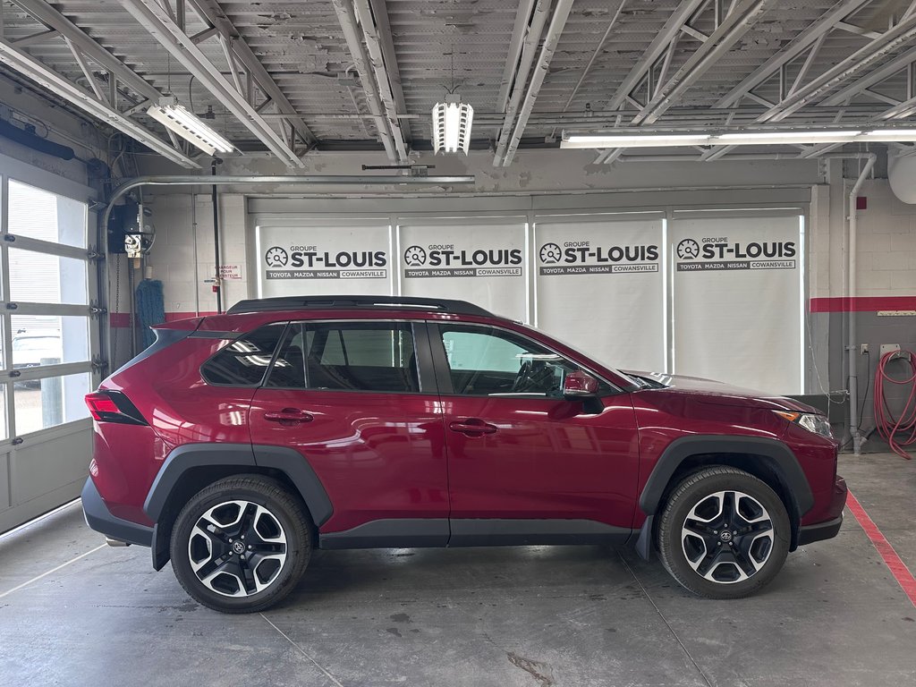 2019 Toyota RAV4 Trail AWD in Cowansville, Quebec - 8 - w1024h768px
