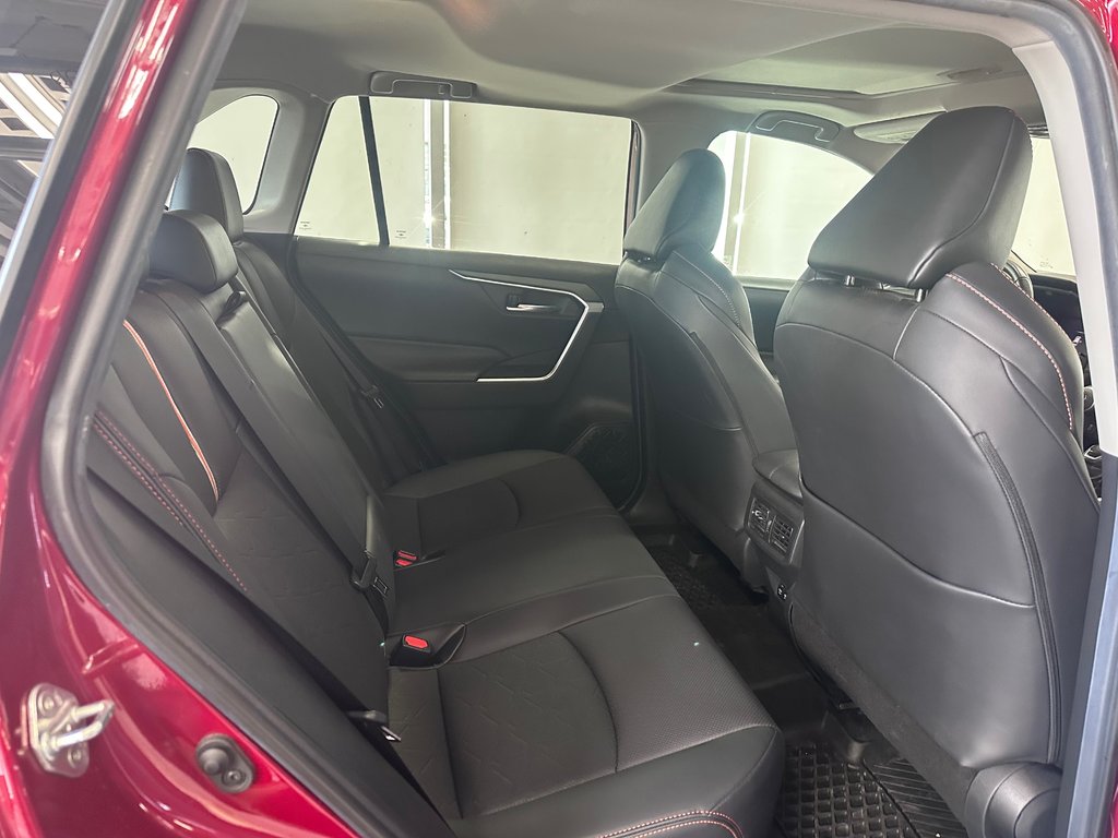 2019 Toyota RAV4 Trail AWD in Cowansville, Quebec - 13 - w1024h768px