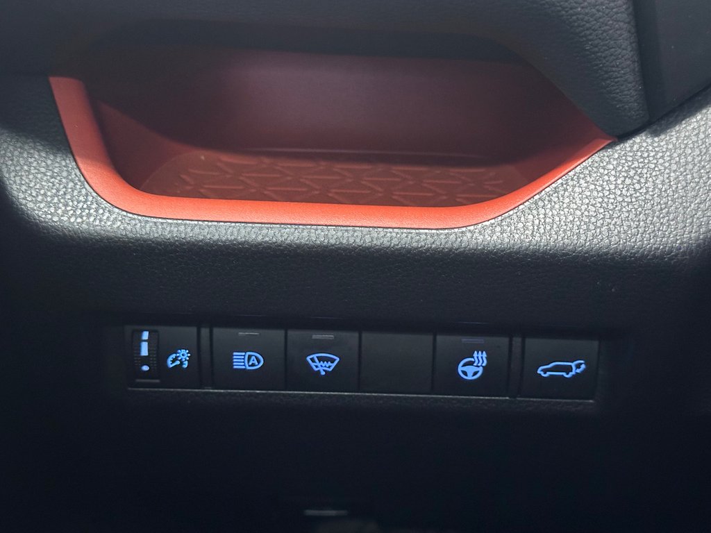 2019 Toyota RAV4 Trail AWD in Cowansville, Quebec - 22 - w1024h768px