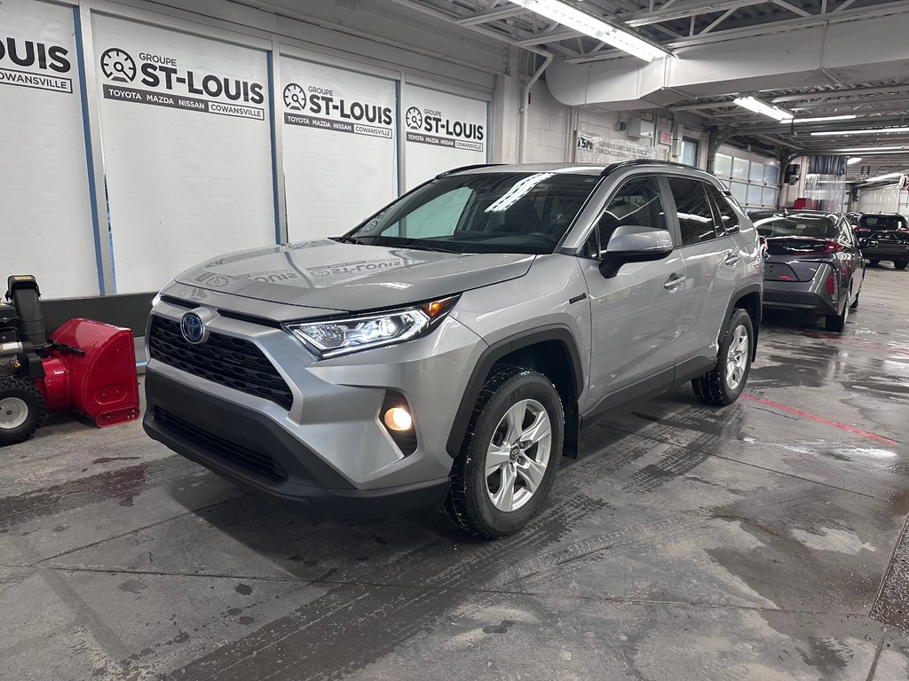 Toyota RAV4 Hybrid HYBRIDE XLE-TOIT OUVRANT-HAYON ÉLECTRIQUE-CAMERA 2020 à Cowansville, Québec - 1 - w1024h768px