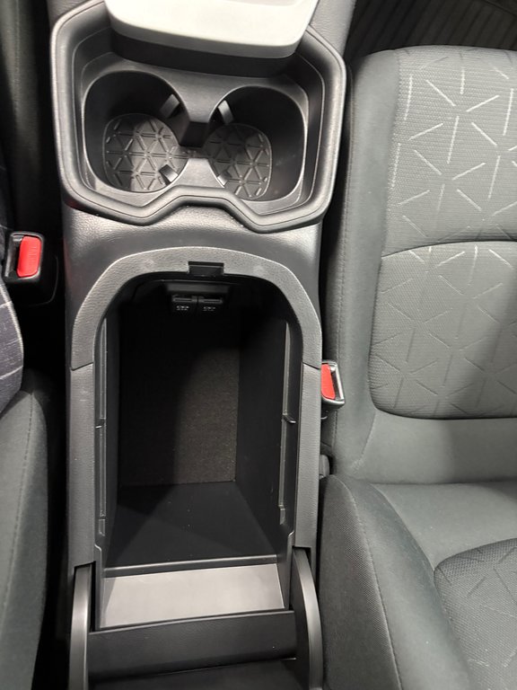 Toyota RAV4 XLE / FWD 2020 à Cowansville, Québec - 29 - w1024h768px
