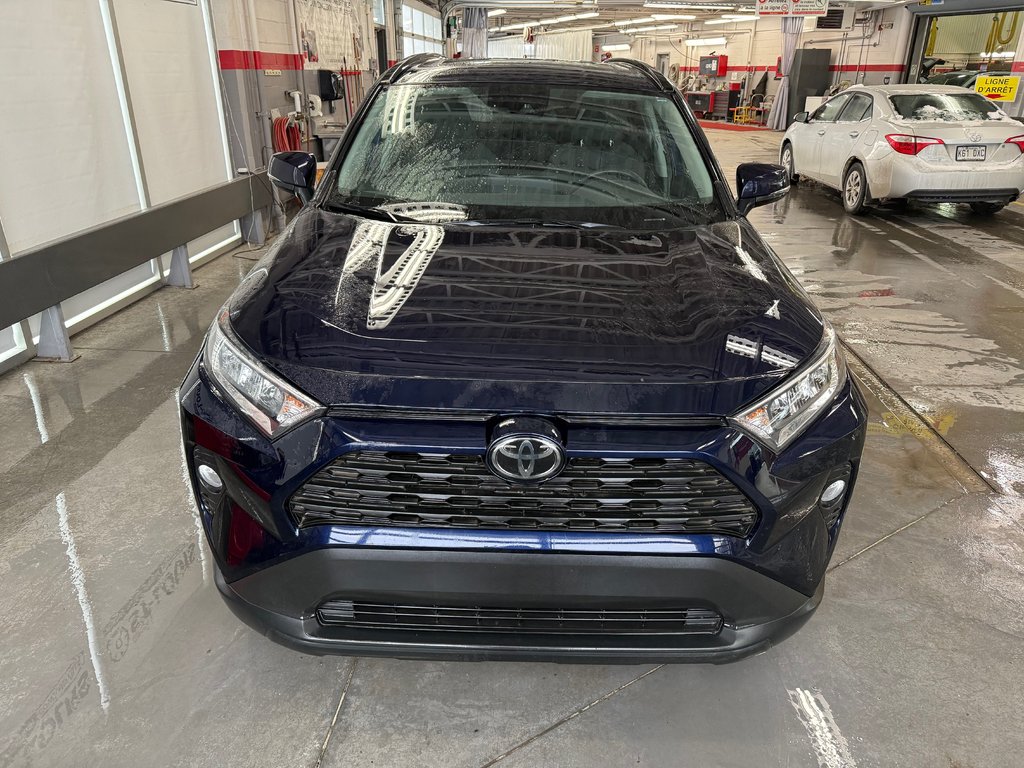 2020 Toyota RAV4 XLE AWD in Cowansville, Quebec - 2 - w1024h768px