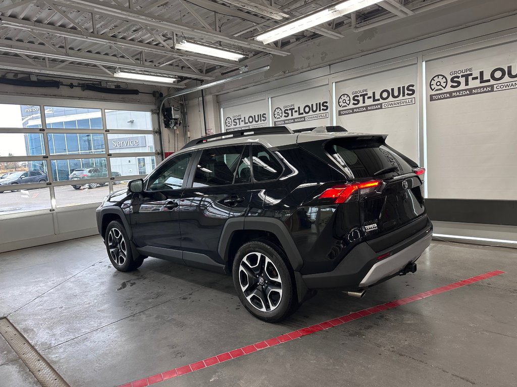 2021  RAV4 Trail - TOIT - MAGS - CUIR - SIEGES ET VOLANT CHAU in Cowansville, Quebec - 3 - w1024h768px