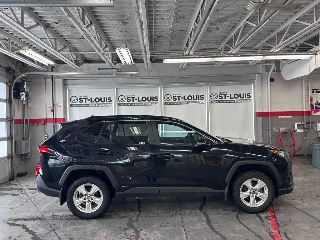 Toyota RAV4 Hybrid Hybrid LE AWD / 1 Propriétaire 2021 à Cowansville, Québec - 6 - w1024h768px