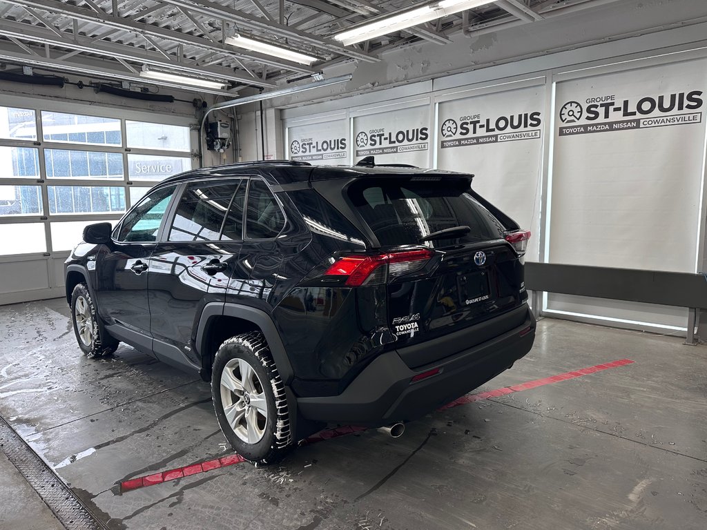 Toyota RAV4 Hybrid Hybrid LE AWD / 1 Propriétaire 2021 à Cowansville, Québec - 9 - w1024h768px