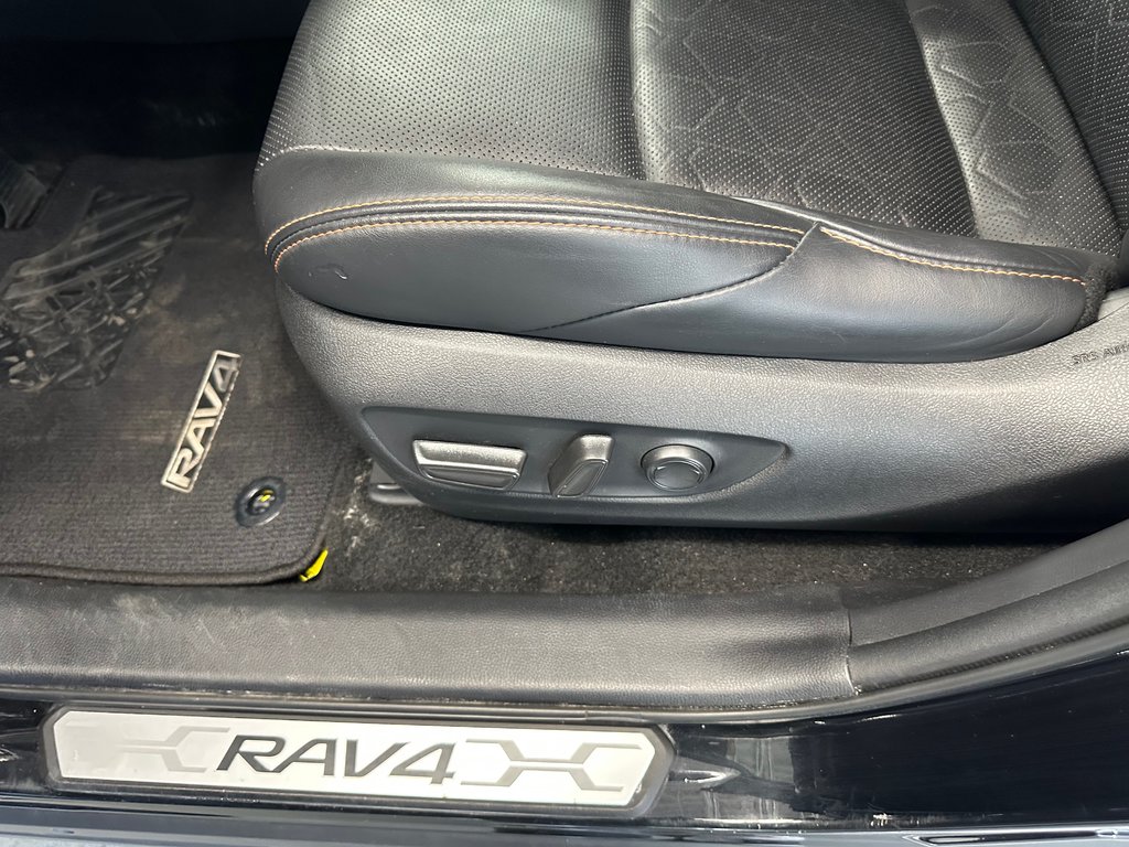 2021 Toyota RAV4 Trail in Cowansville, Quebec - 31 - w1024h768px