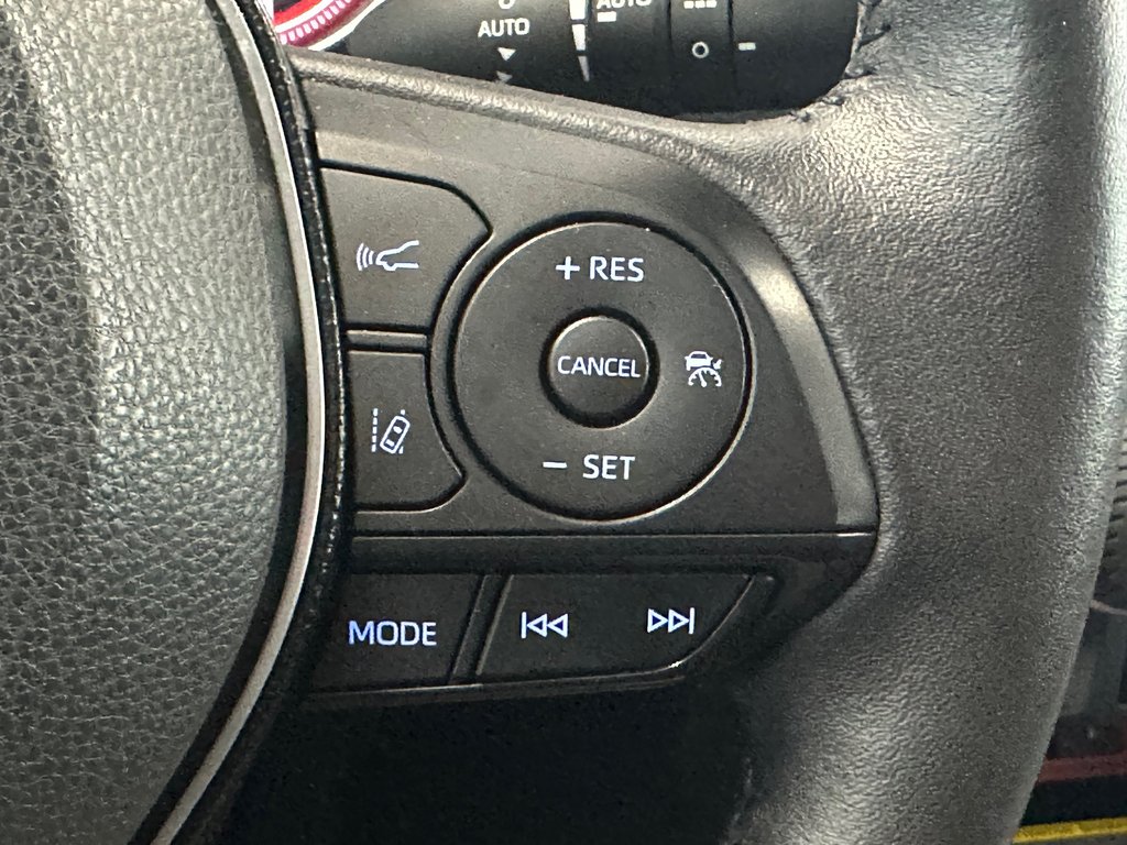 2021 Toyota RAV4 Trail in Cowansville, Quebec - 37 - w1024h768px