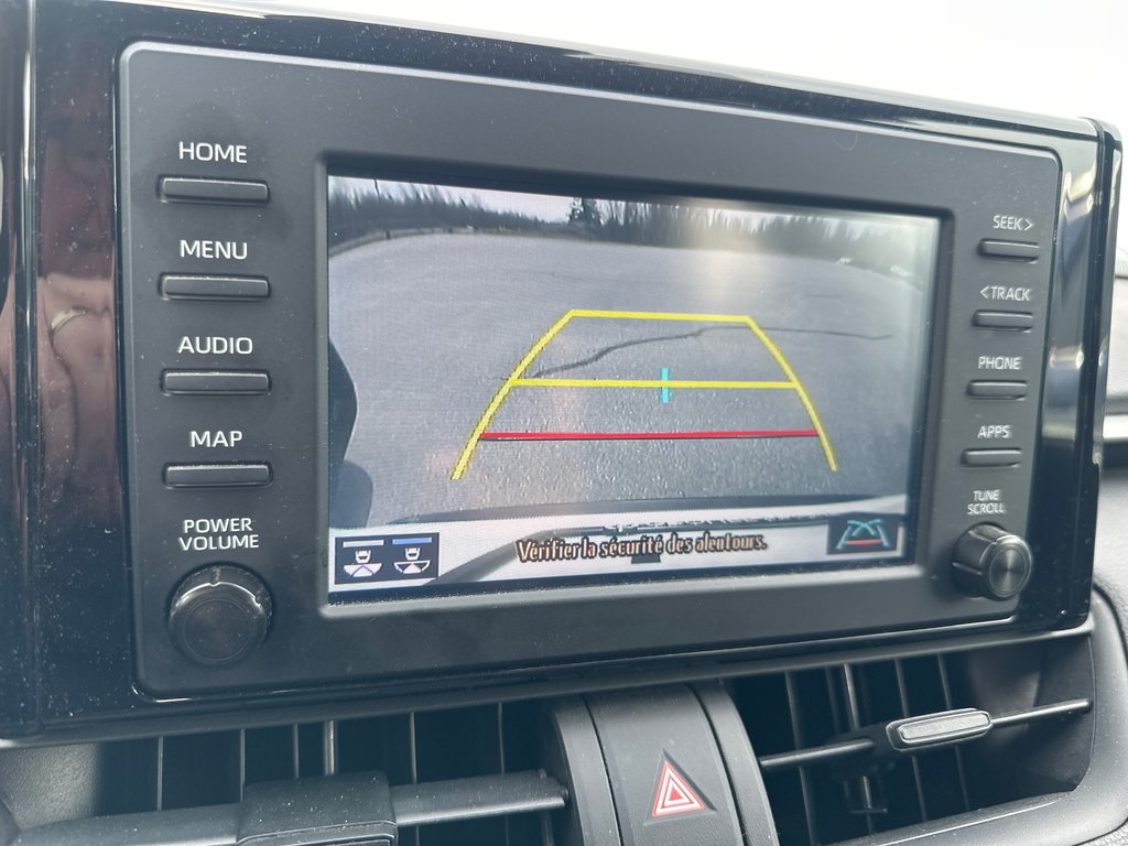 2021 Toyota RAV4 LE AWD Garantie Platine 60 Mois / 100 000 Km in Cowansville, Quebec - 15 - w1024h768px