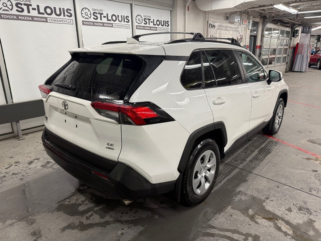 Toyota RAV4 LE AWD 2021 à Cowansville, Québec - 7 - w1024h768px