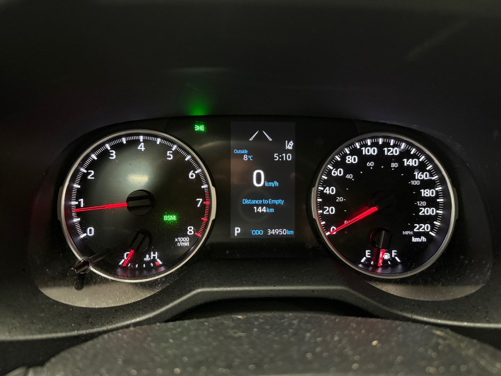 Toyota RAV4 XLE FWD 2021 à Cowansville, Québec - 21 - w1024h768px