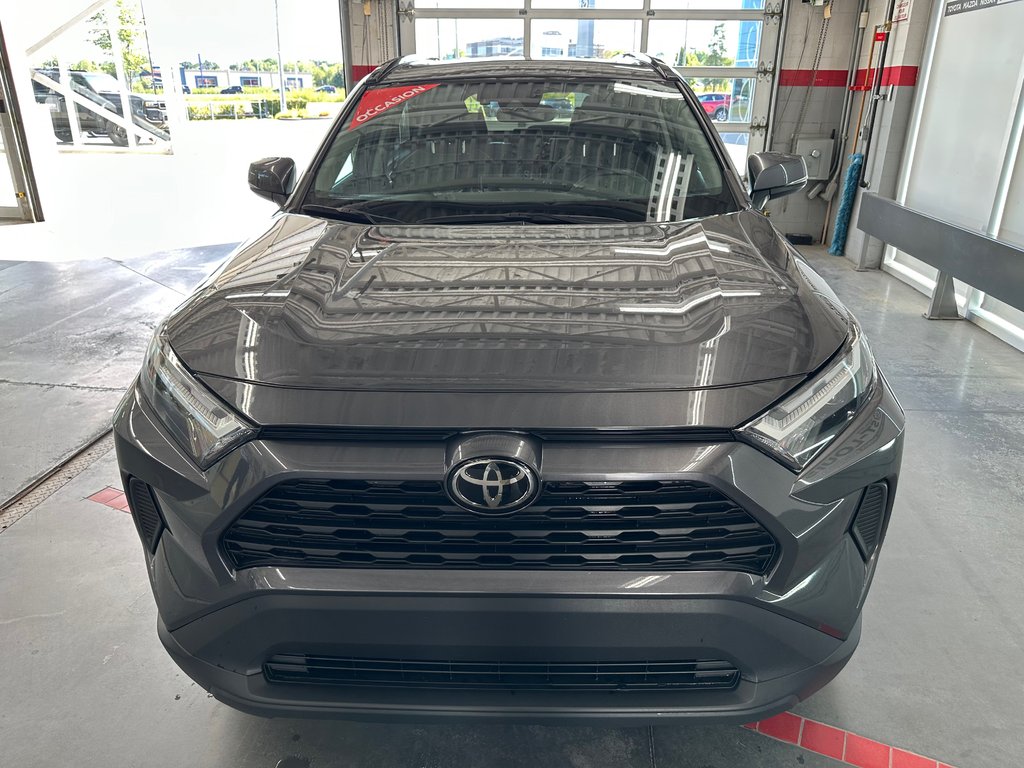 Toyota RAV4 XLE AWD 2022 à Cowansville, Québec - 14 - w1024h768px