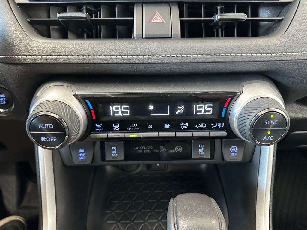 Toyota RAV4 XLE AWD 2022 à Cowansville, Québec - 30 - w1024h768px