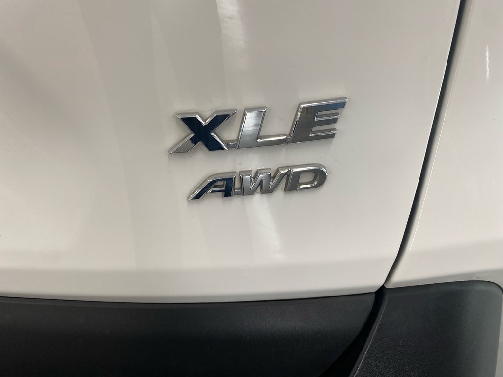 Toyota RAV4 XLE awd 2022 à Cowansville, Québec - 8 - w1024h768px