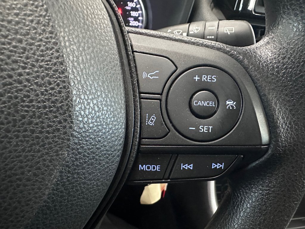 Toyota RAV4 LE AWD 2022 à Cowansville, Québec - 33 - w1024h768px