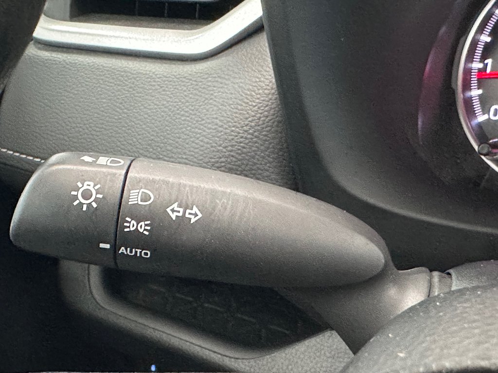 Toyota RAV4 LE AWD 2022 à Cowansville, Québec - 35 - w1024h768px