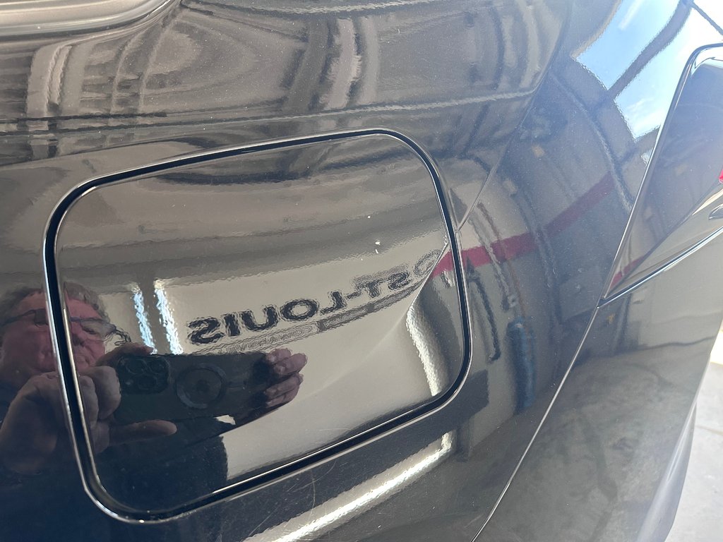 Toyota RAV4 LE AWD 2022 à Cowansville, Québec - 13 - w1024h768px
