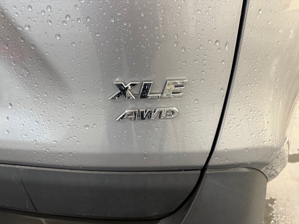 Toyota RAV4 XLE 2022 à Cowansville, Québec - 10 - w1024h768px