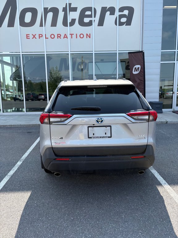 Toyota RAV4 Hybrid XLE 2023 à Cowansville, Québec - 3 - w1024h768px