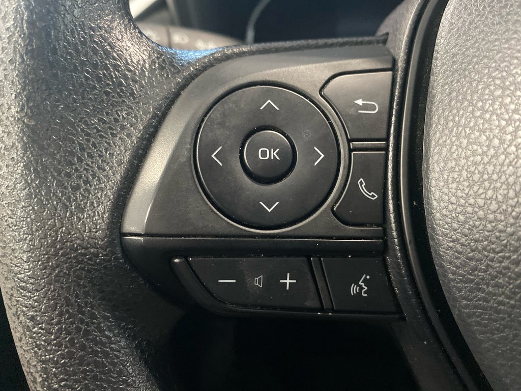 Toyota RAV4 LE AWD 2023 à Cowansville, Québec - 14 - w1024h768px