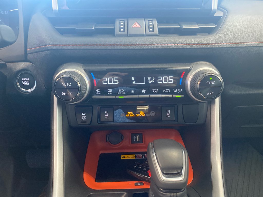 Toyota RAV4 Trail 2023 à Cowansville, Québec - 19 - w1024h768px