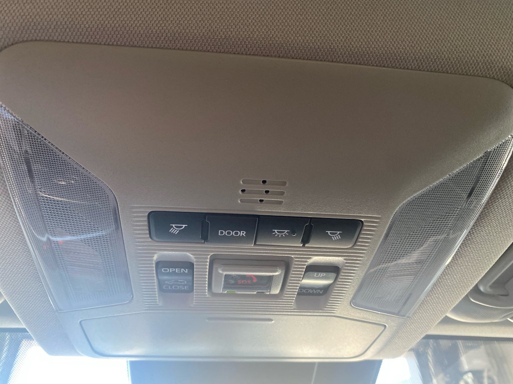 Toyota RAV4 Trail 2023 à Cowansville, Québec - 22 - w1024h768px