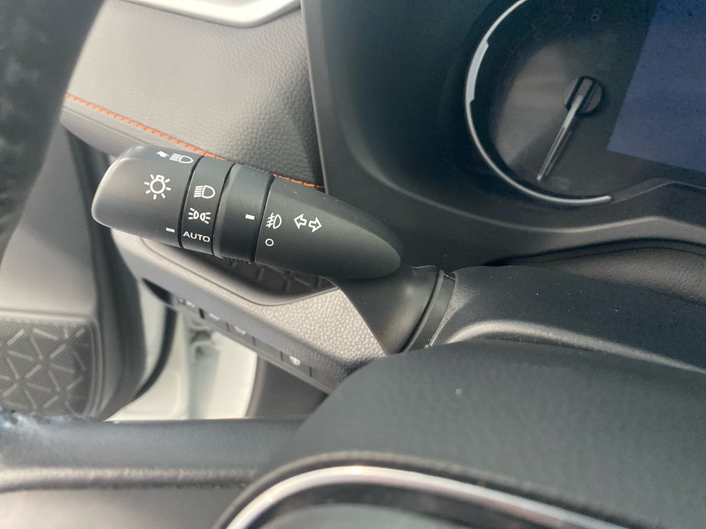 Toyota RAV4 Trail 2023 à Cowansville, Québec - 14 - w1024h768px