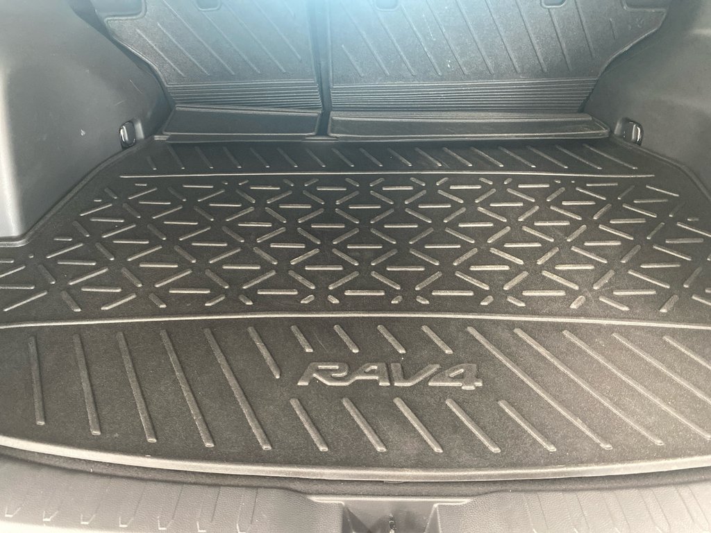 Toyota RAV4 Trail 2023 à Cowansville, Québec - 8 - w1024h768px