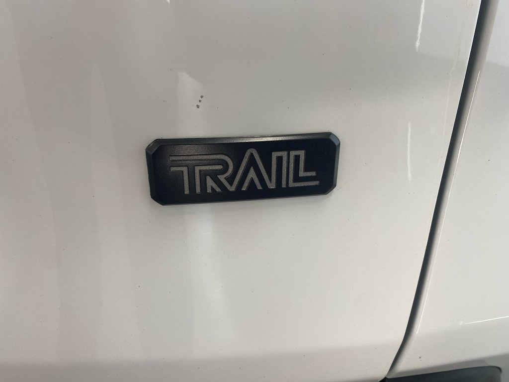 Toyota RAV4 Trail 2023 à Cowansville, Québec - 6 - w1024h768px