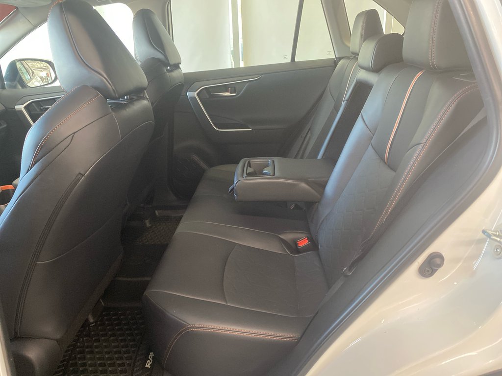 Toyota RAV4 Trail 2023 à Cowansville, Québec - 11 - w1024h768px