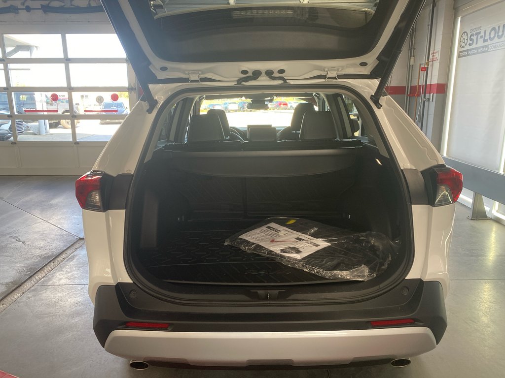 Toyota RAV4 Trail 2023 à Cowansville, Québec - 7 - w1024h768px