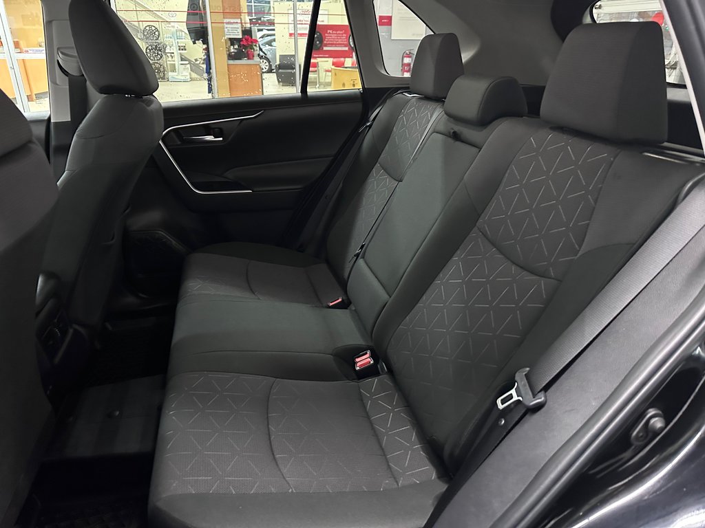 RAV4 XLE 2024 à Cowansville, Québec - 14 - w1024h768px