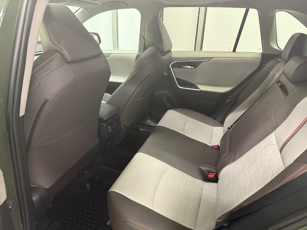 Toyota RAV4 Trail AWD 2024 à Cowansville, Québec - 13 - w1024h768px