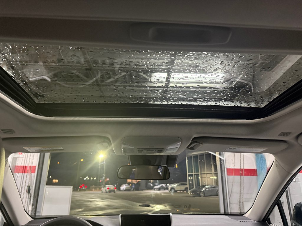 Toyota RAV4 Trail AWD 2024 à Cowansville, Québec - 15 - w1024h768px