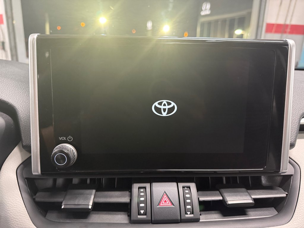 Toyota RAV4 Trail AWD 2024 à Cowansville, Québec - 21 - w1024h768px